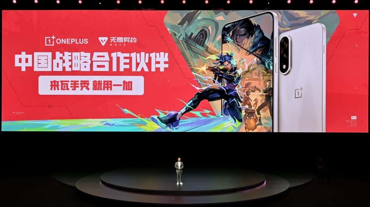 电竞三芯,游戏至尊:一加 Ace 5 至尊系列震撼登场