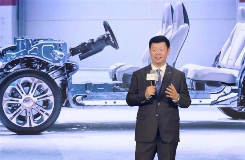 华为&ldquo;龙虎斗&rdquo;结局，王军转投千里科技！吃了人才被挖的亏，吉利学聪明了