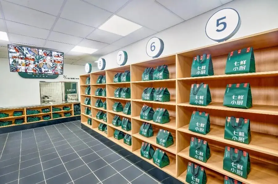 砸10亿买菜谱，刘强东要硬刚幽灵外卖