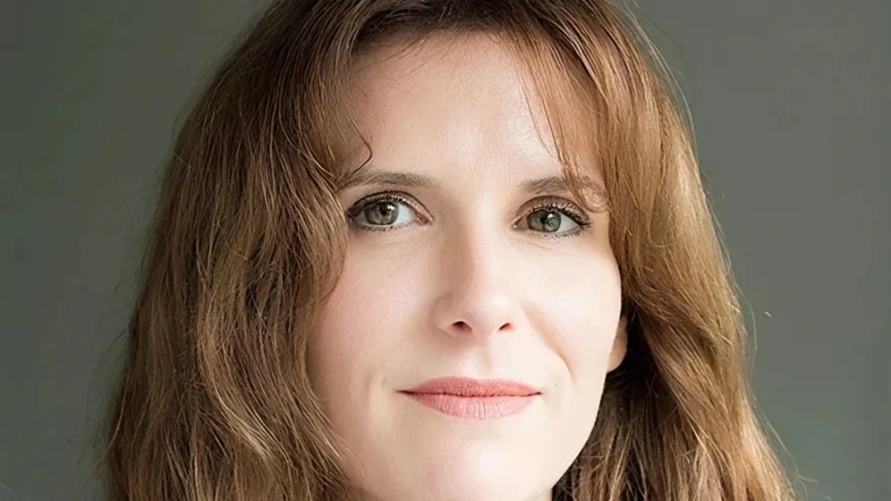 图 | 美国康奈尔大学教授艾莉莎&middot;阿普塞尔（Alyssa Apsel）（来源：https://www.engineering.cornell.edu/people/alyssa-b-apsel/）